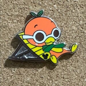 5/$25 Disney Orange Bird Sunbathing Pin